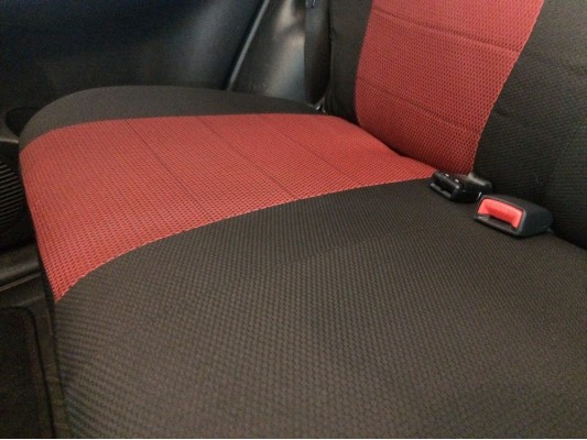 Авточехлы на Hyundai Tucson JM Авточехлы на Hyundai Tucson JM