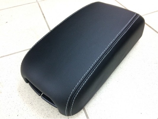 Перетяжка центрального подлокотника Перетяжка центрального подлокотника